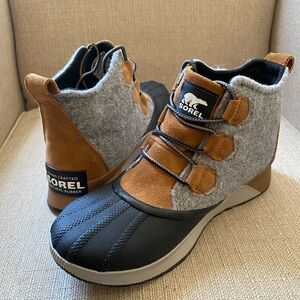 Sorel Out N About lll Classic Waterproof boot women’s size 10 (euro 41)